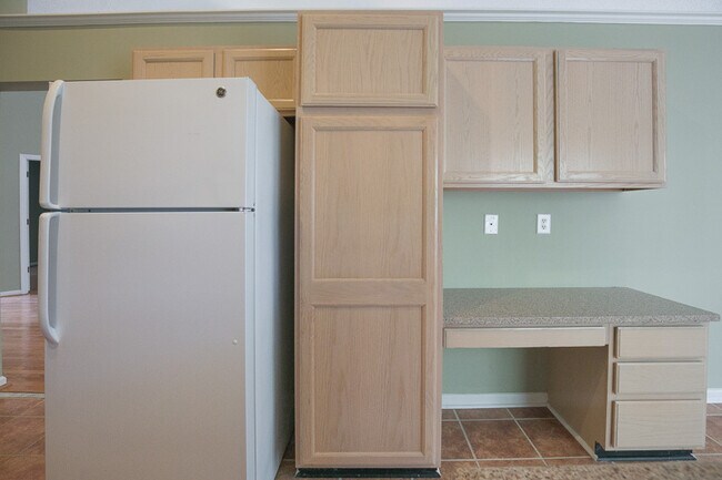 Building Photo - 4003 Ellisfield Dr