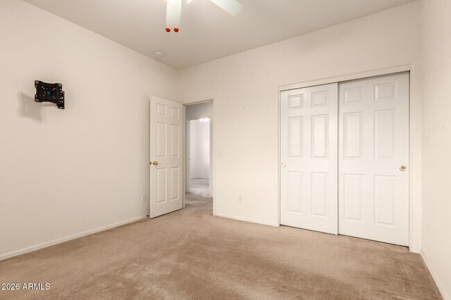 Building Photo - 18838 E Lark Dr