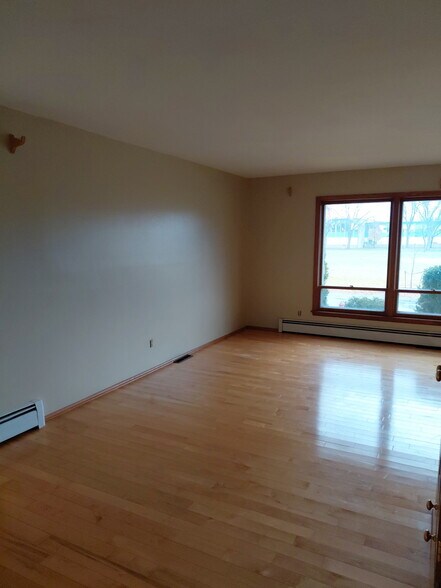 Building Photo - 4321 N 99th St