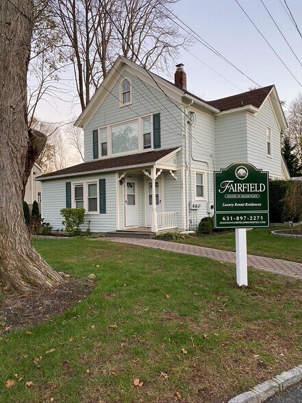 Building Photo - Fairfield Estates at Miller Place