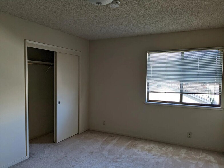 Second bedroom - 1533 N 1st St