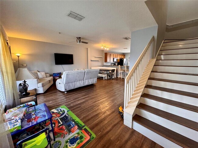 Building Photo - 412 Blue Bayou Ln