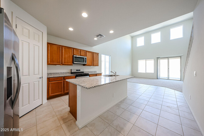 Building Photo - 7142 W Bent Tree Dr