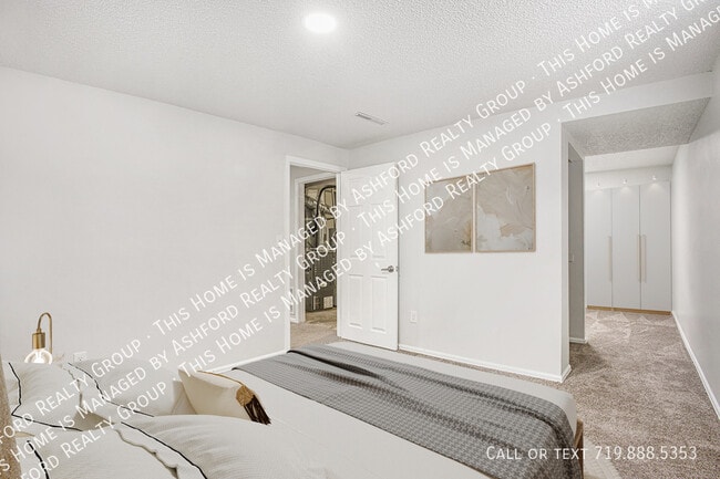 Building Photo - 4087 London Ln