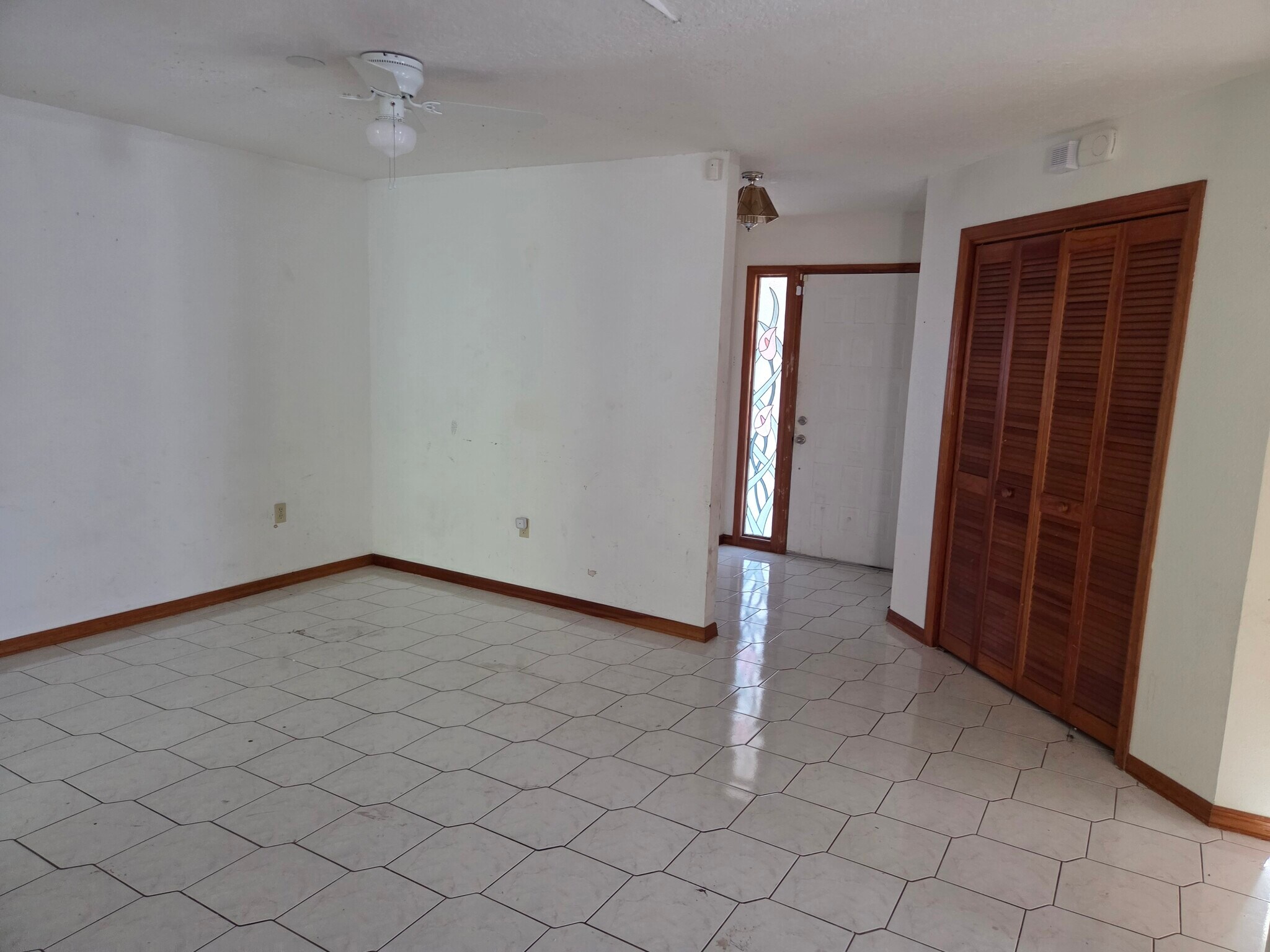 Building Photo - 7713 Bramblewood Dr