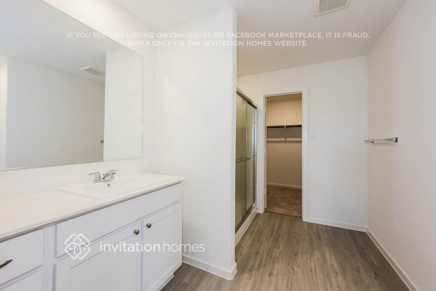 Building Photo - 4021 Mountain Meadow Rd