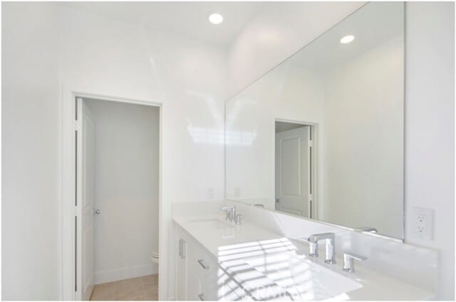 Building Photo - 1220 Windmill Rd