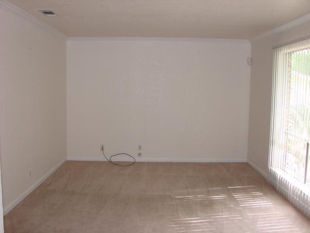Building Photo - Home for lease in a Great Location!