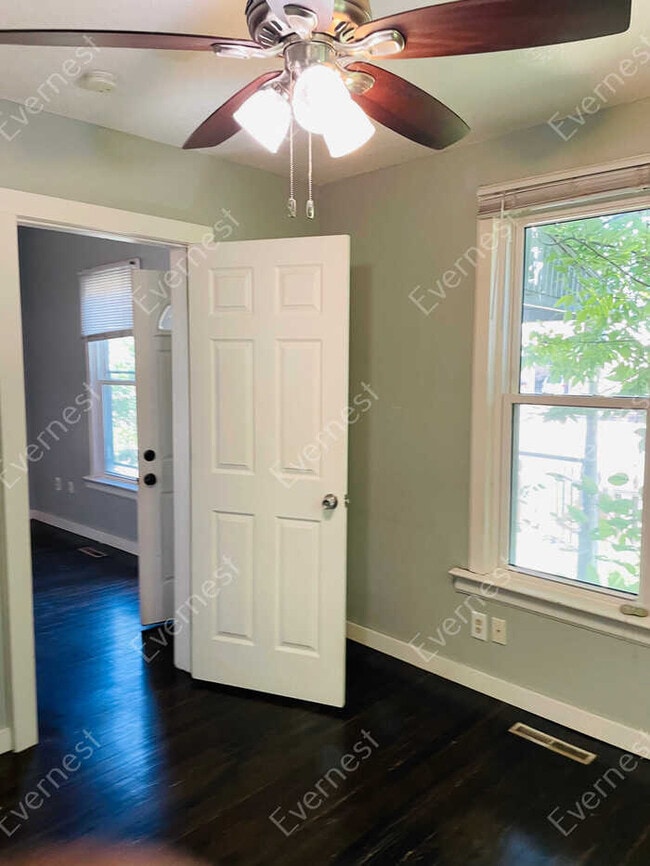 Building Photo - 111 Riverside Ave