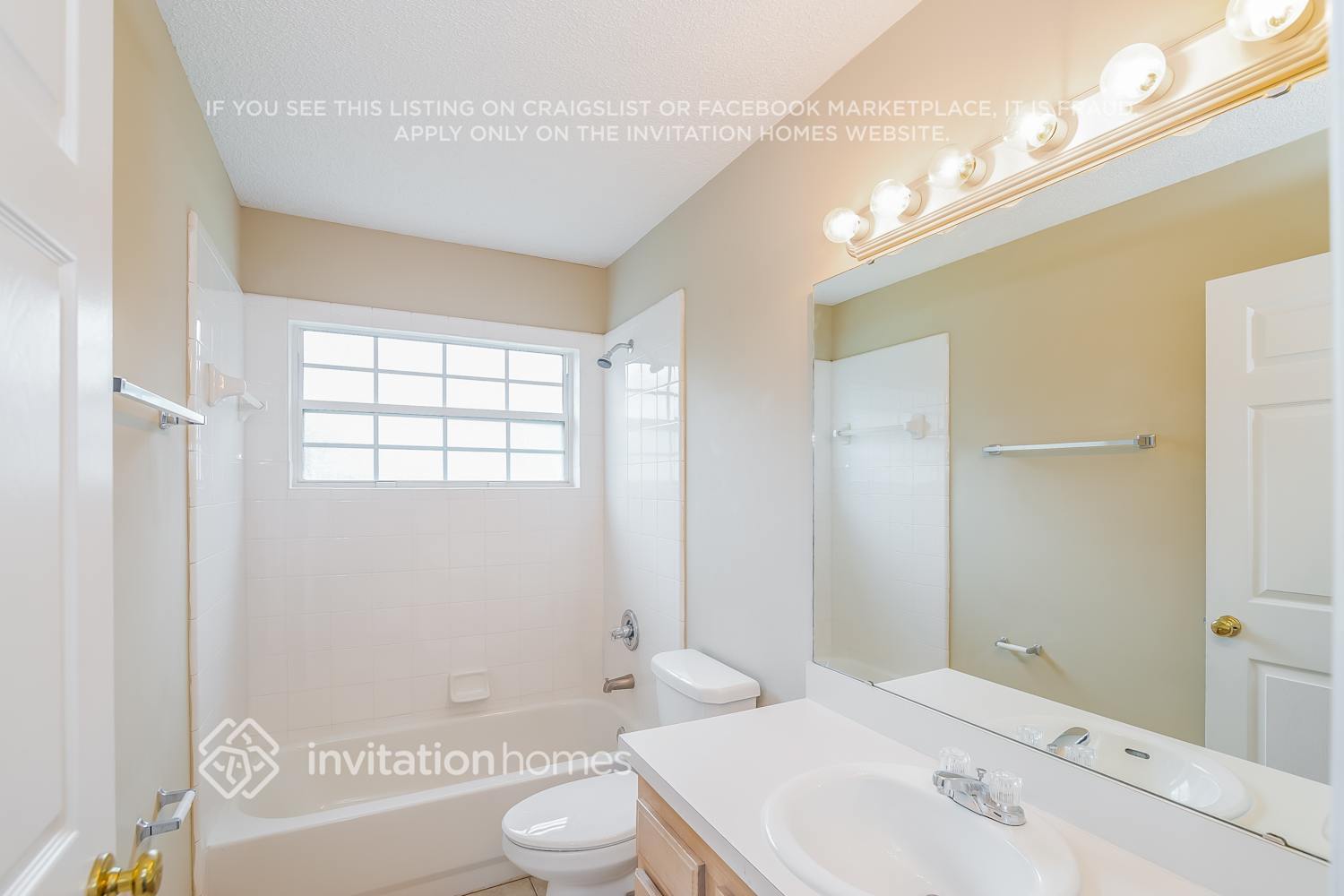 Building Photo - 12963 Silver Springs Dr N