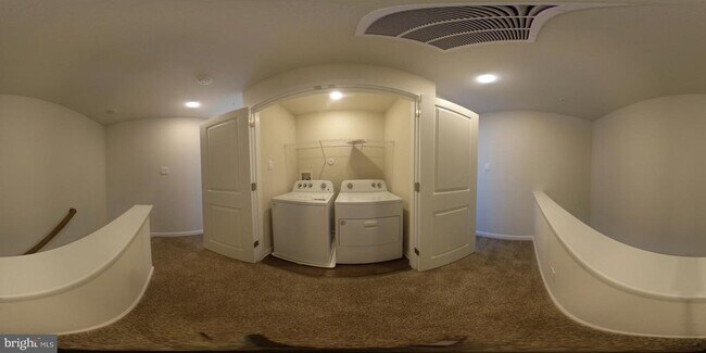 Building Photo - 1928 Fauna Dr