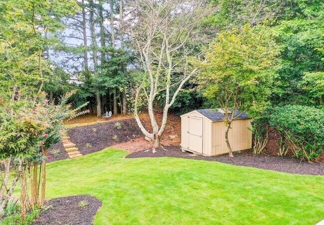 Building Photo - 3321 Serenade Ct
