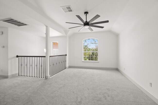 Building Photo - 71 Black Swan Pl