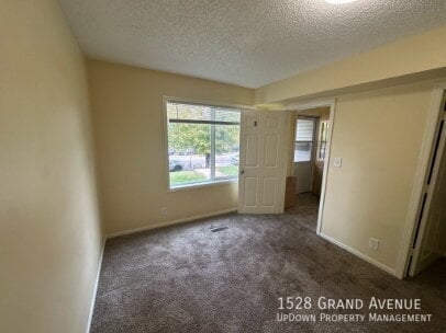 Building Photo - 1528 Grand Ave