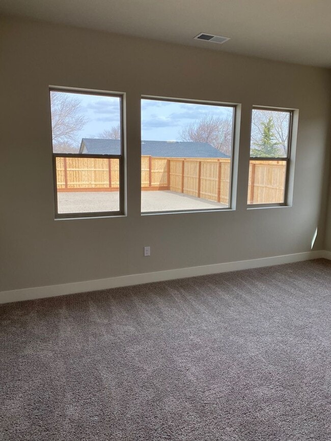 Building Photo - 142 Snowy Plover Way