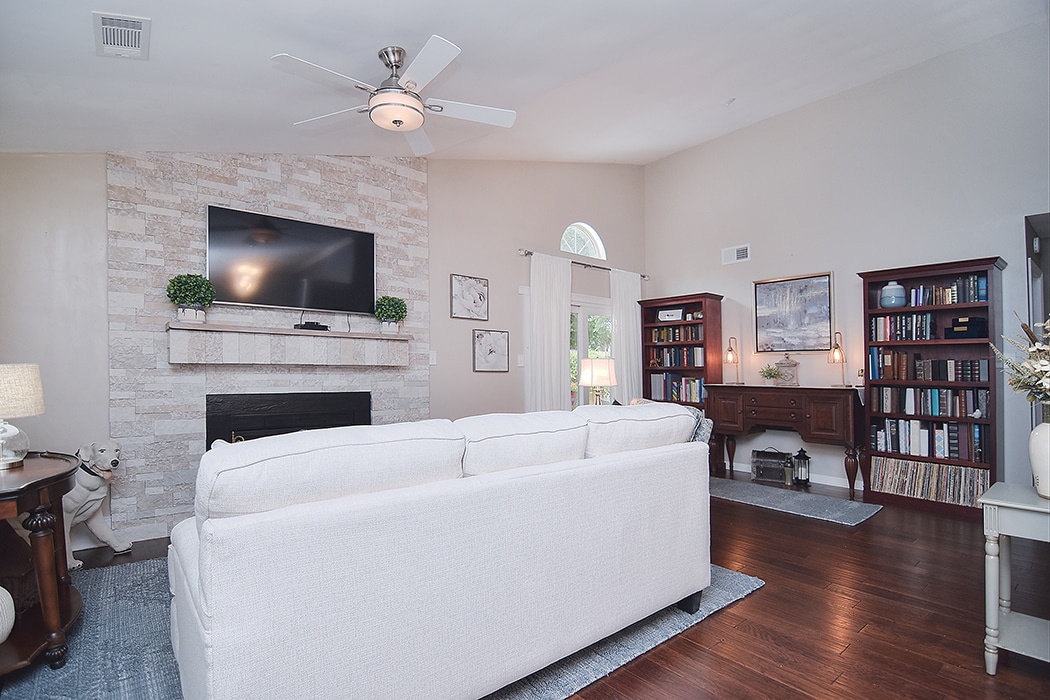 Building Photo - 16611 Glenfurness Dr