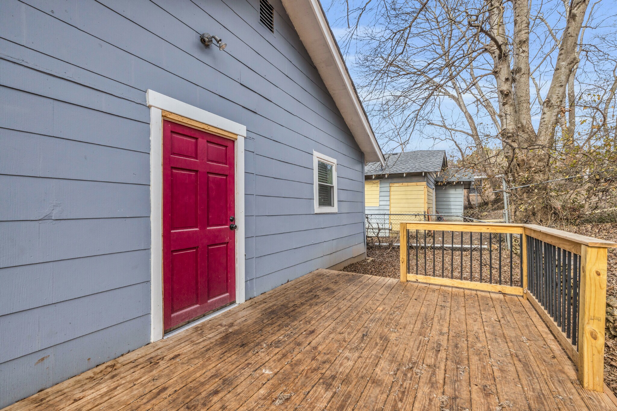 Building Photo - 3402 Dodson Ave