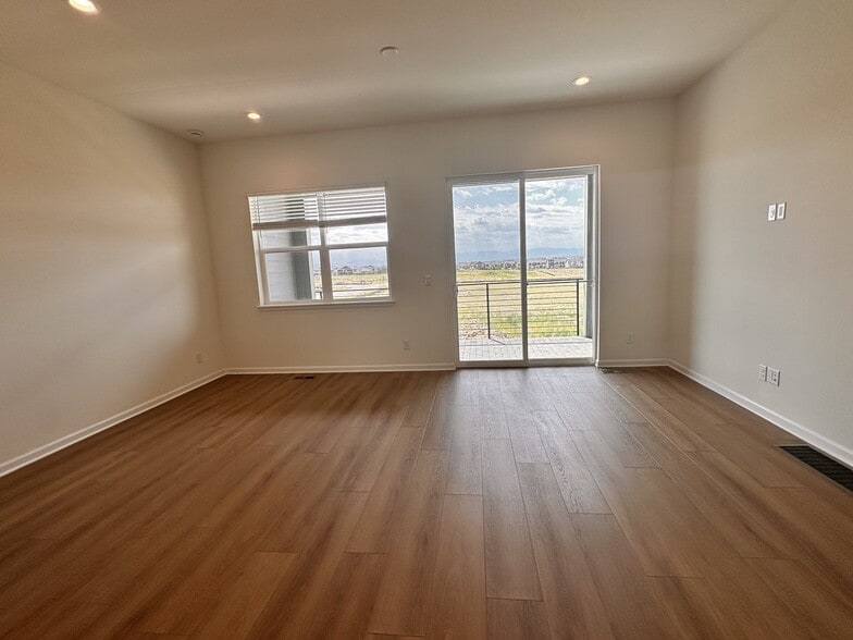 Building Photo - 6263 N Jebel St