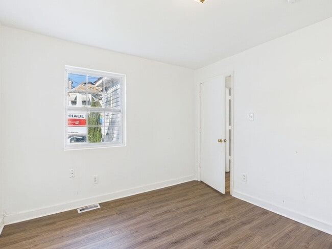 Building Photo - 1206 Rome St