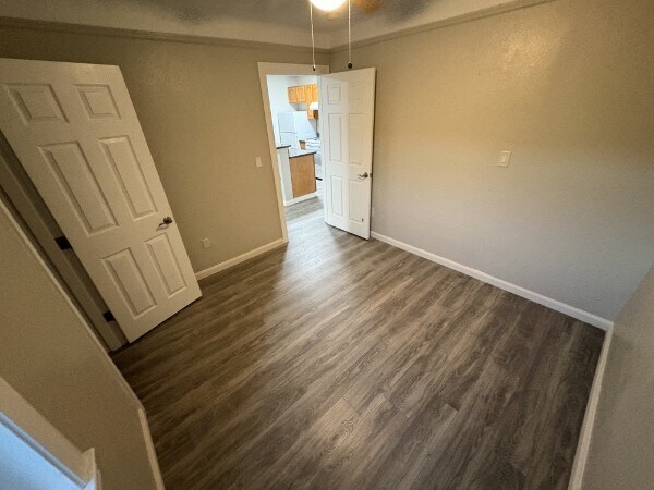 Building Photo - 342 W 10th St