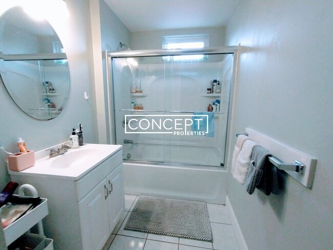 Building Photo - 24 Curtis Ave