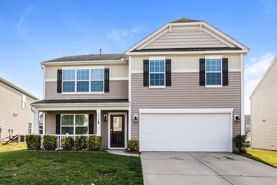 Primary Photo - 2836 Meadow Creek Dr