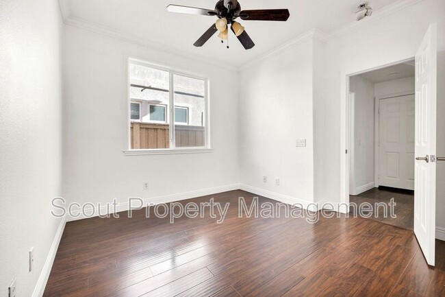 Building Photo - 33554 Cedar Creek Ln