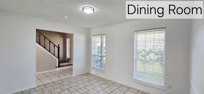 Building Photo - 4827 Cypressdale Dr