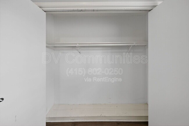 Building Photo - 7922 Coolgrove Dr