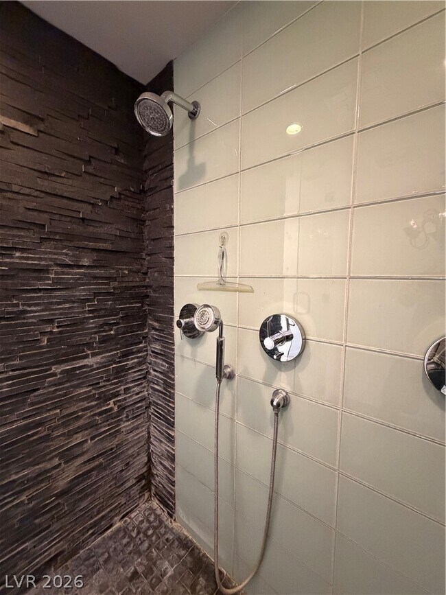 Building Photo - 3988 Delos Dr