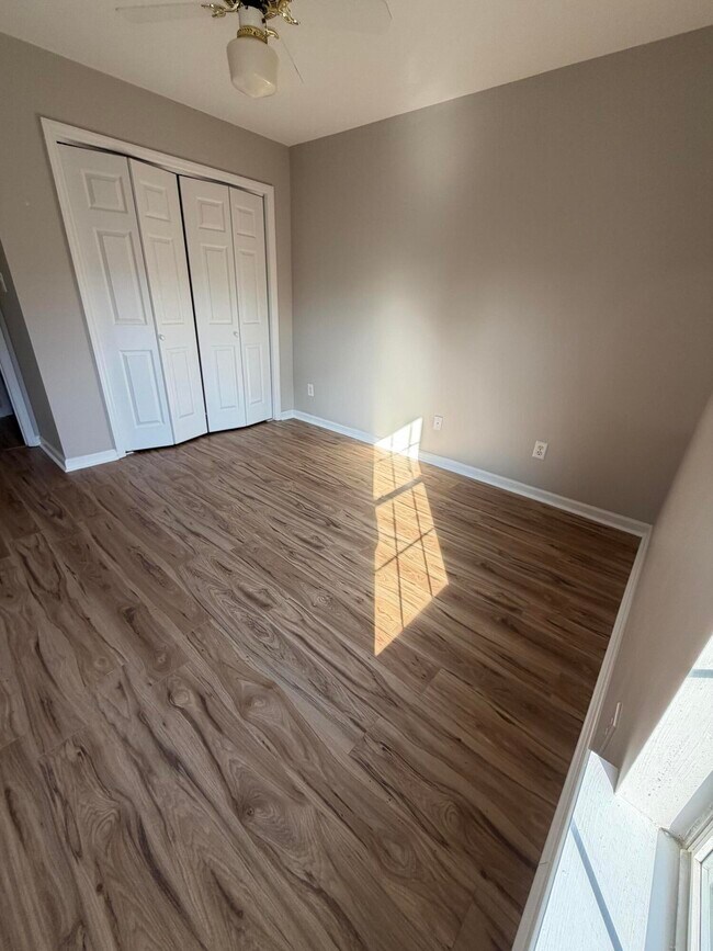 Building Photo - 516 Granite Point