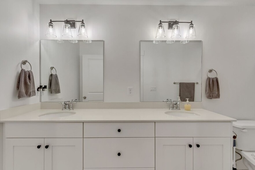 Building Photo - 2091 W 1675 S