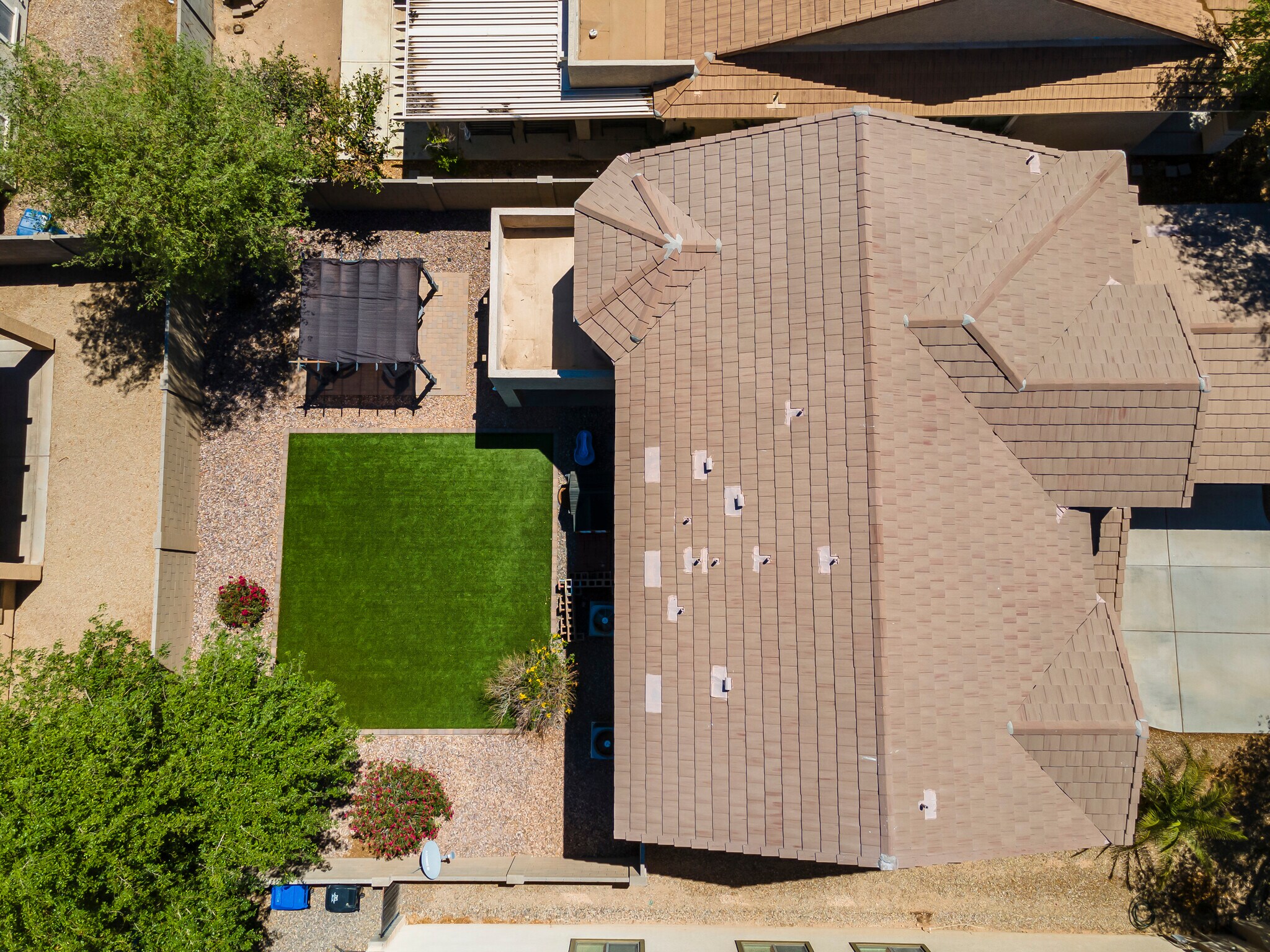 Building Photo - 18390 W Hayden Dr