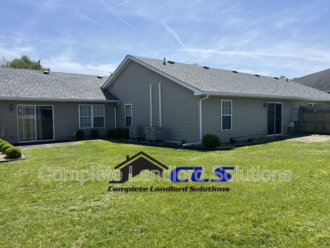 Building Photo - 563 Farrington St