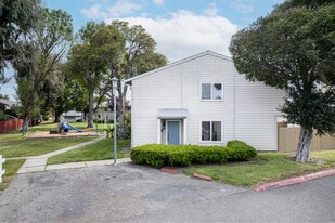 Building Photo - 4251 Apollo Cir