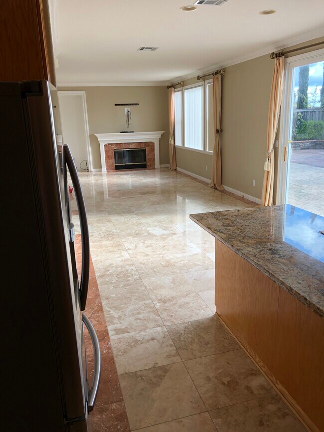 Building Photo - 3549 Headwater Dr