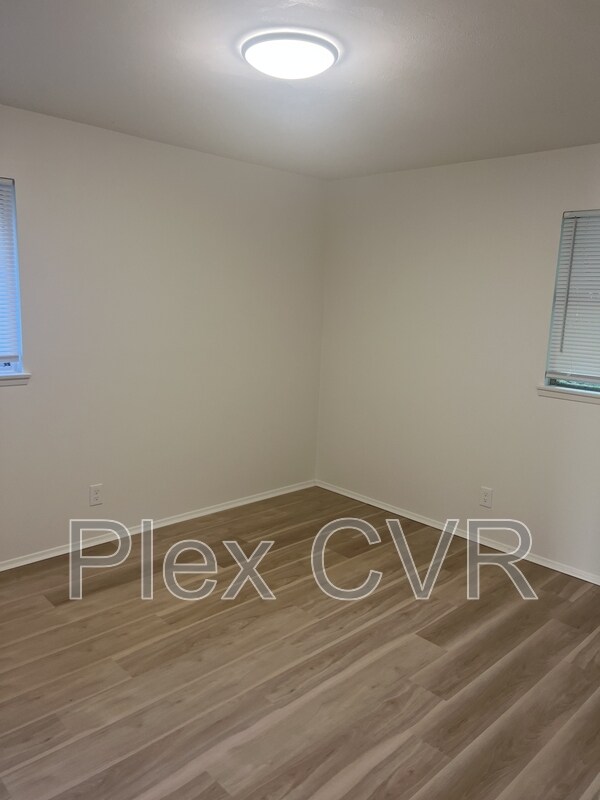 Building Photo - 3111 Urban Ave