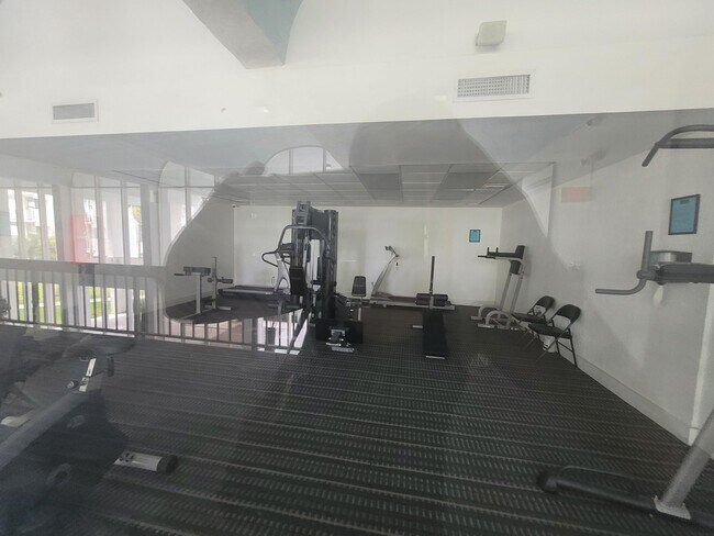 Building Photo - 488 NW 165th St