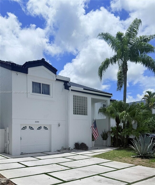 Building Photo - 21251 NE 3rd Ct