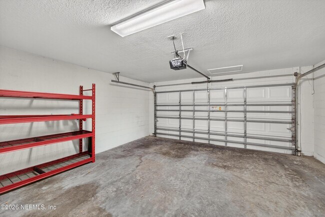 Building Photo - 14028 Saddlehill Ct
