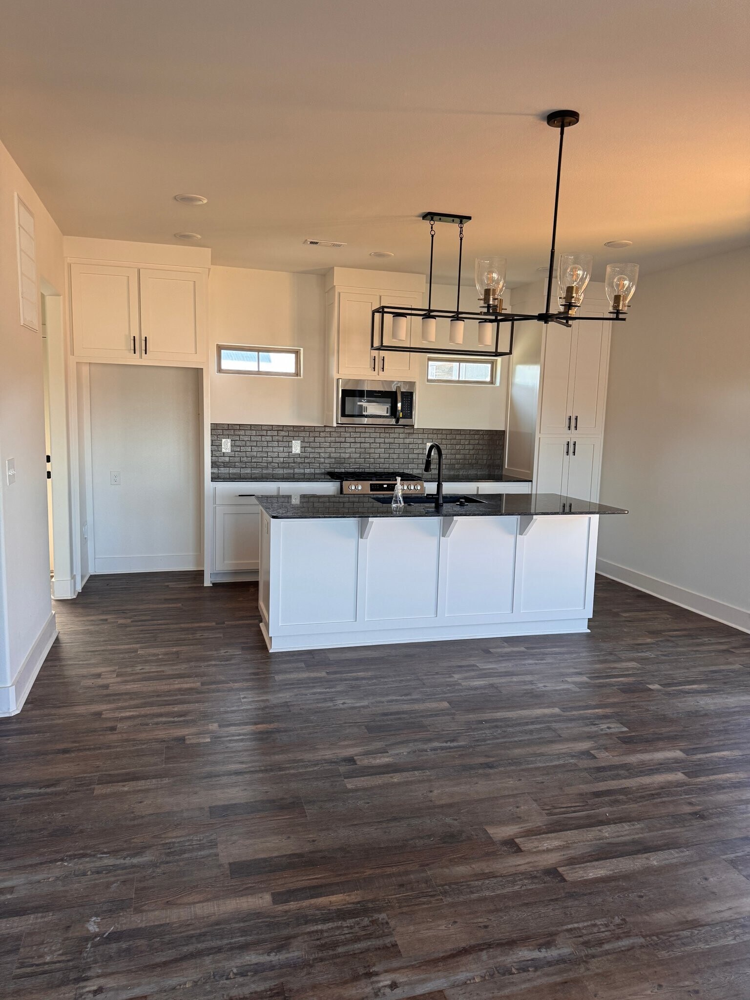 Building Photo - 222 Nebo St