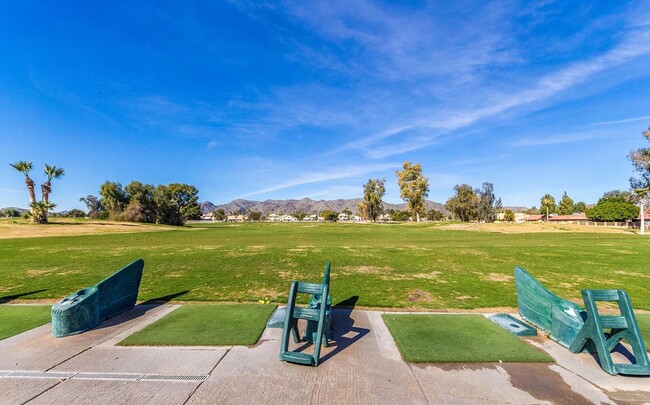 Building Photo - Beautiful 55+ Ahwatukee neighborhood spaci...
