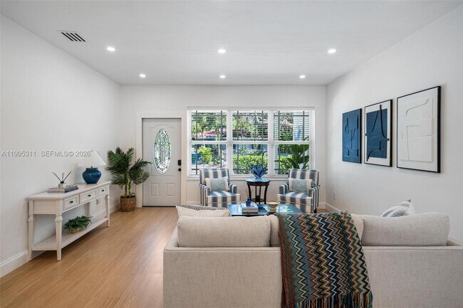 Building Photo - 696 NE 67th St