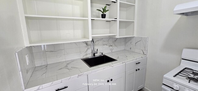 Building Photo - 830 16th St