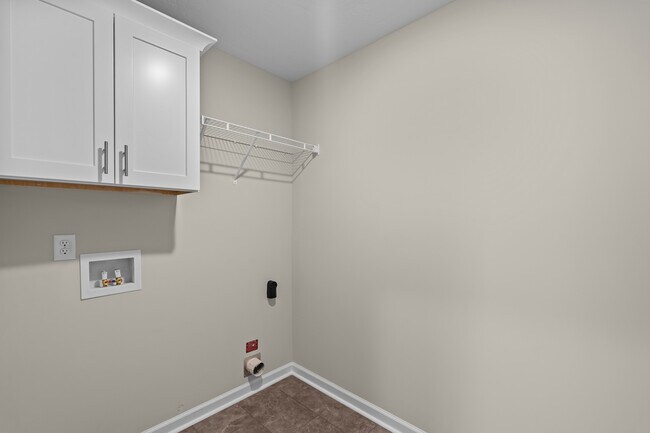 Building Photo - 3013 Brems Dr