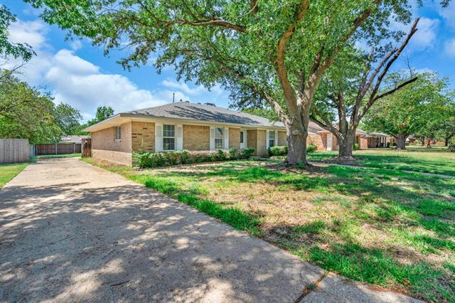 Primary Photo - 924 Imperial Dr