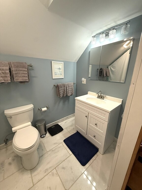 Building Photo - 7 Grand St