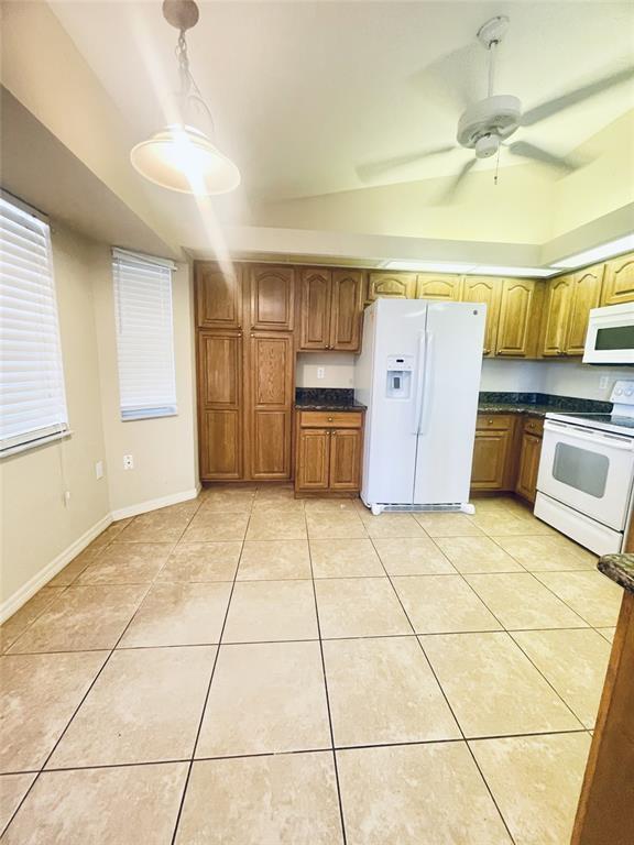 Building Photo - 390 Corrientes Cir