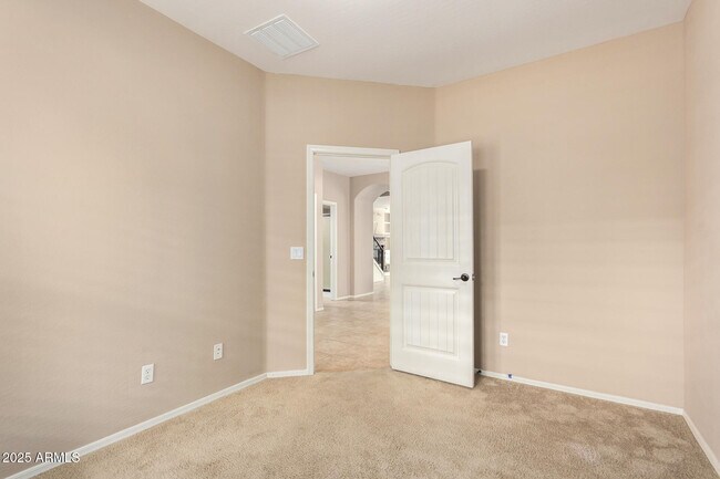 Building Photo - 3540 E Mesquite St