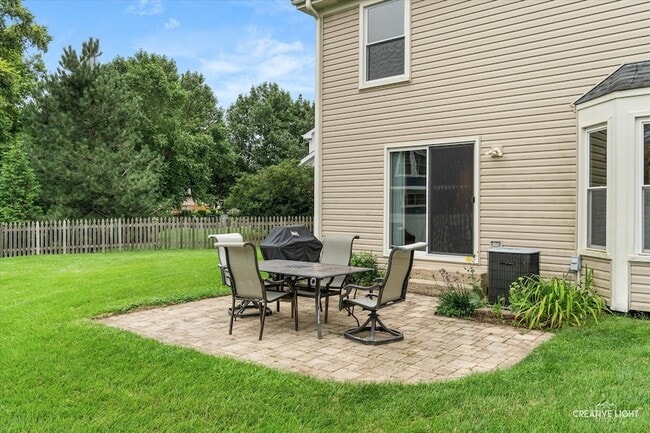 Building Photo - 920 Fairfax Ct